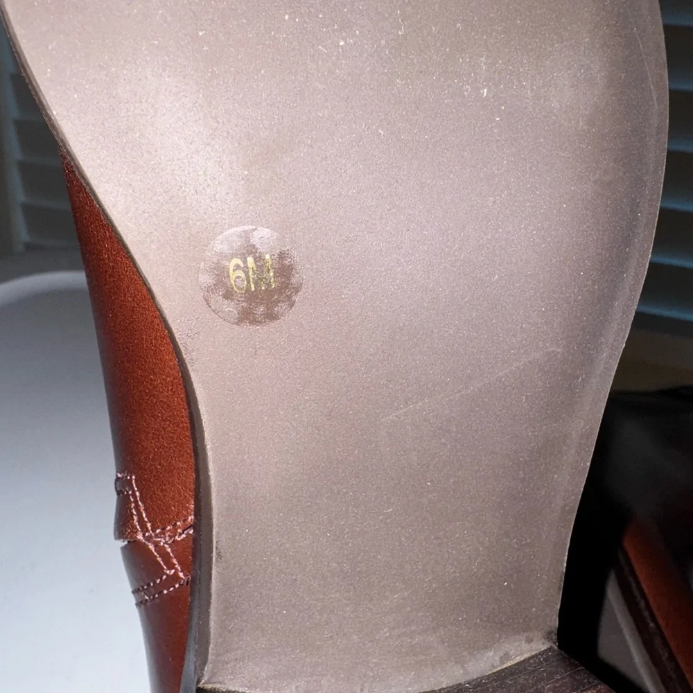 Tory Burch Everly brown logo ankle boots 6